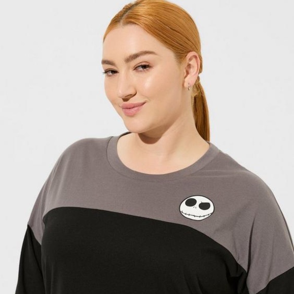 Torrid Disney Nightmare Before Christmas Classic Fit Varsity Long Sleeve Top 1X - Picture 3 of 8